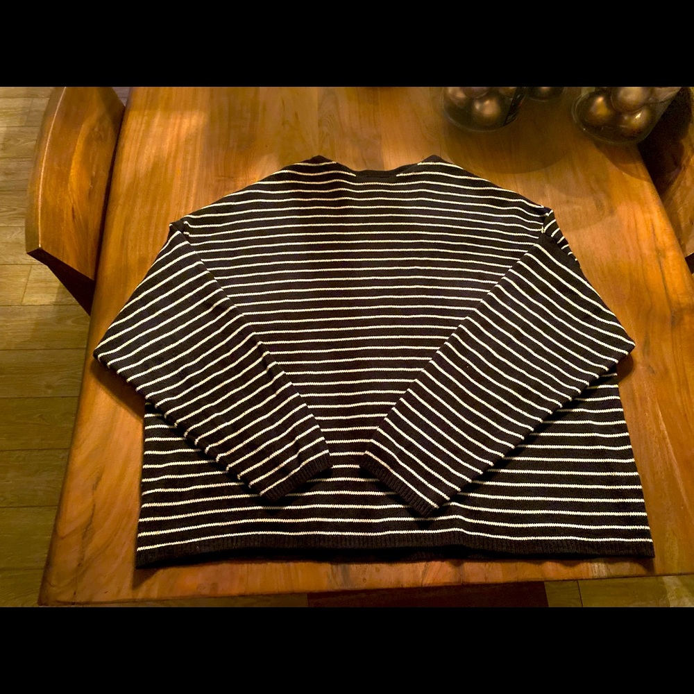 Men’s Large All-Saints Sweater.